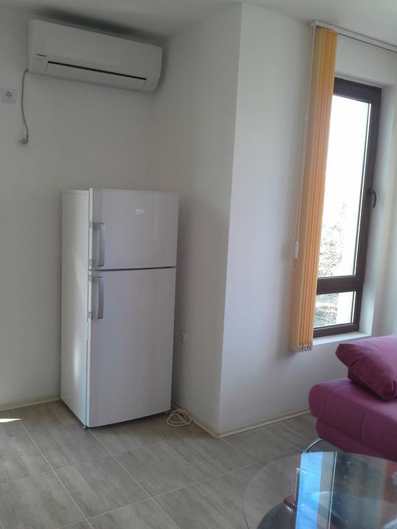 Burgas Sarafovo Apartment מראה חיצוני תמונה