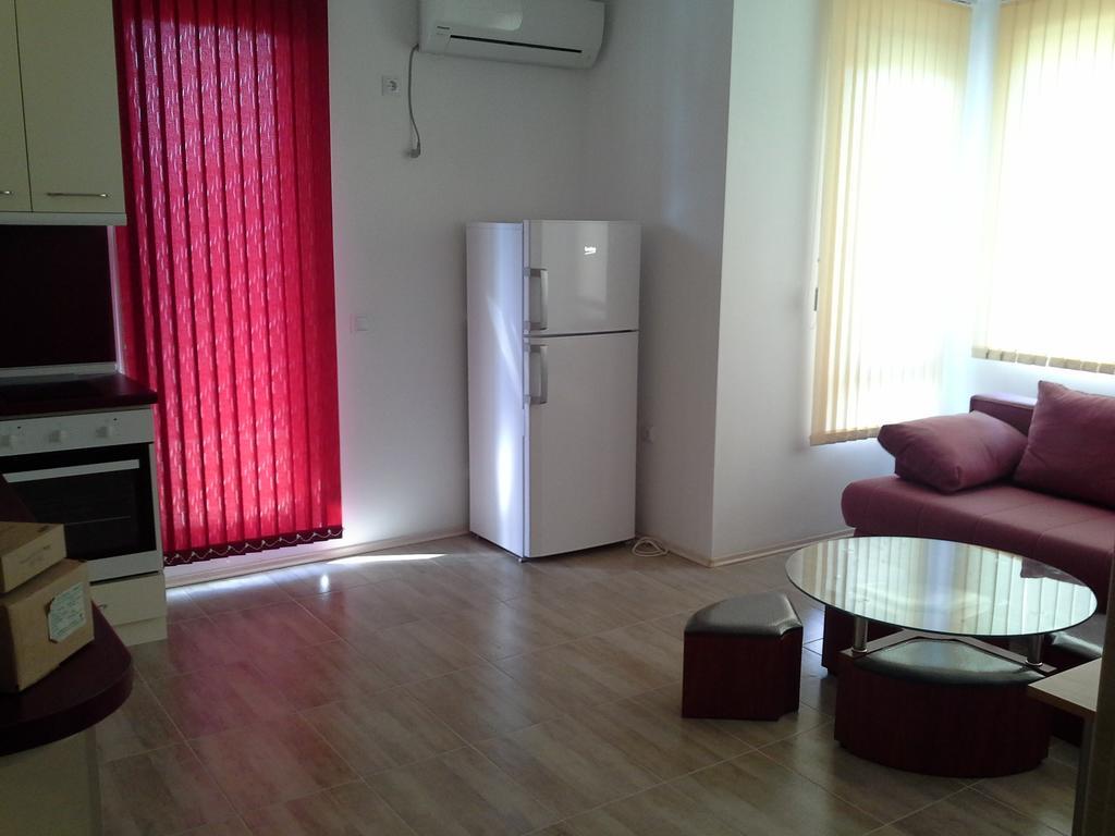 Burgas Sarafovo Apartment מראה חיצוני תמונה